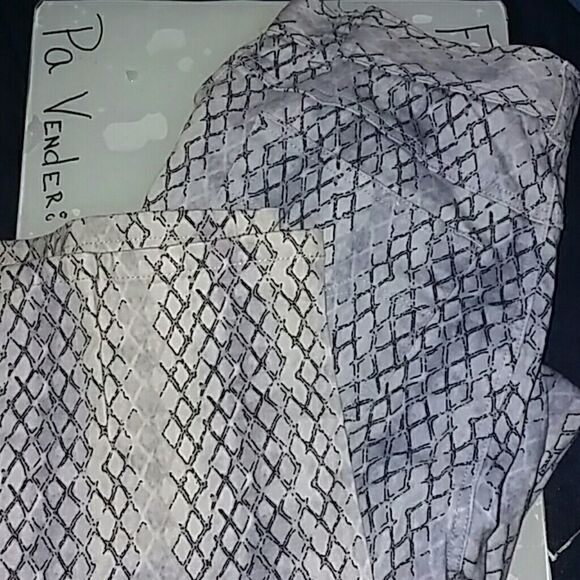 Pattern pants  - Picture 1 of 3